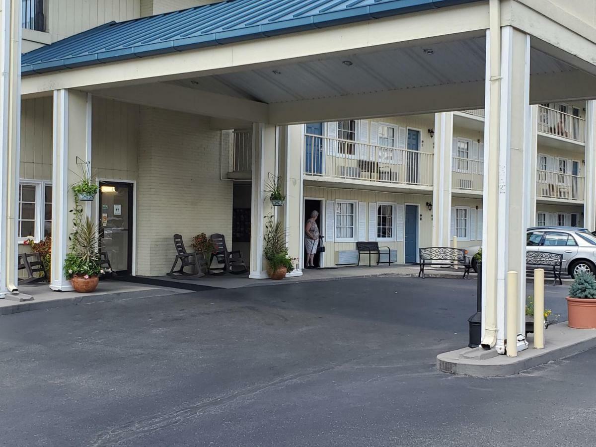 Colonial House Motel Pigeon Forge Exterior photo